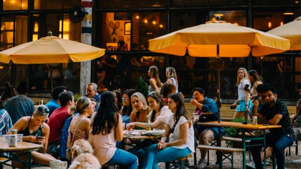🇪🇸🇺🇸 Spanish–English Language Exchange at Lady Bird
