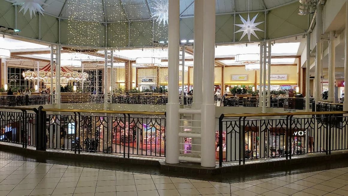 Moved to North Point Mall, Oct 4